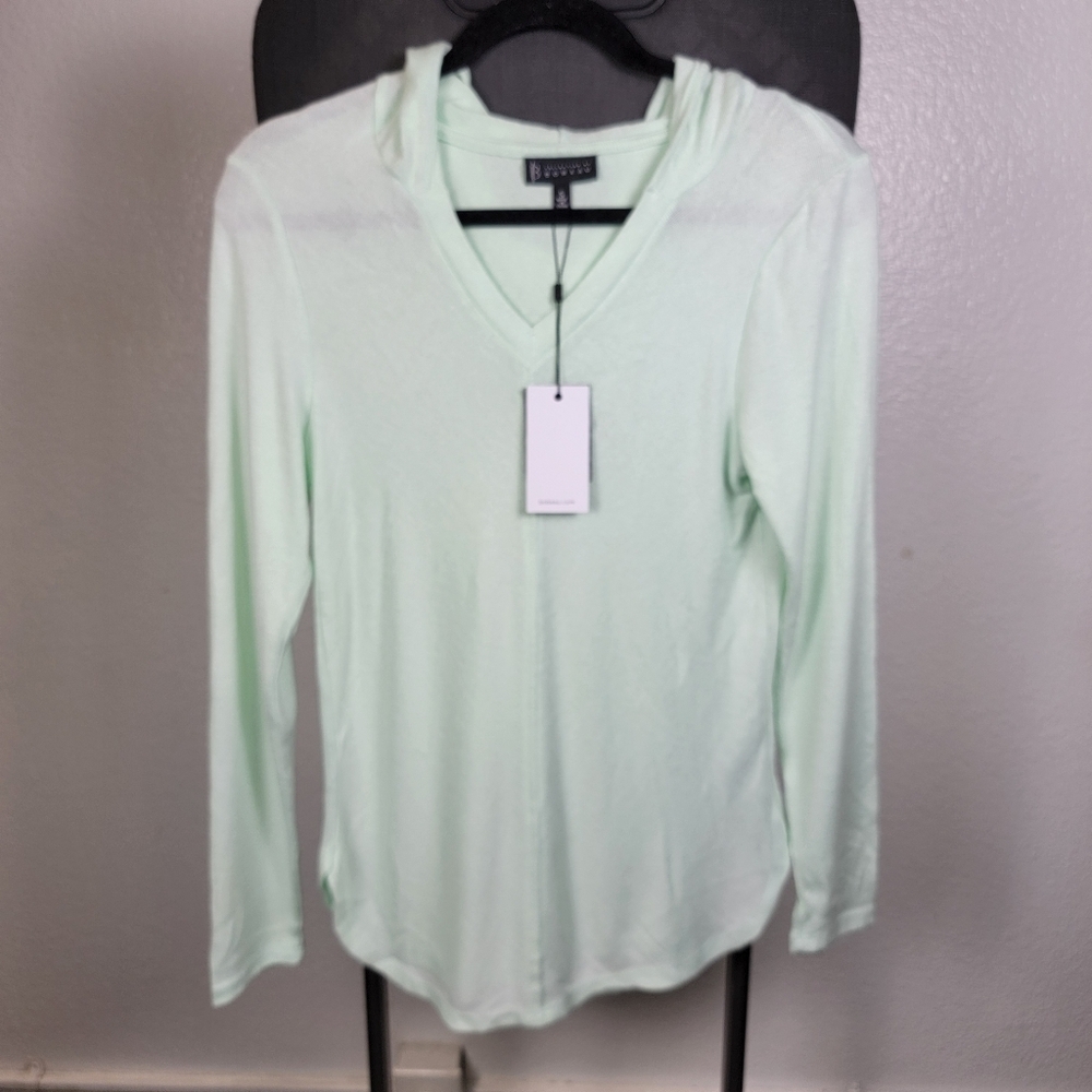 Bobeau Women's‎ Light Green Long Sleeve V Neck Top Size S